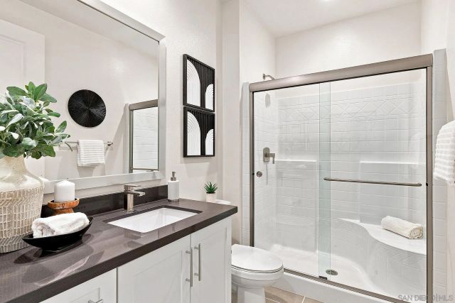 777 Michael Ct, Vista, CA 92081