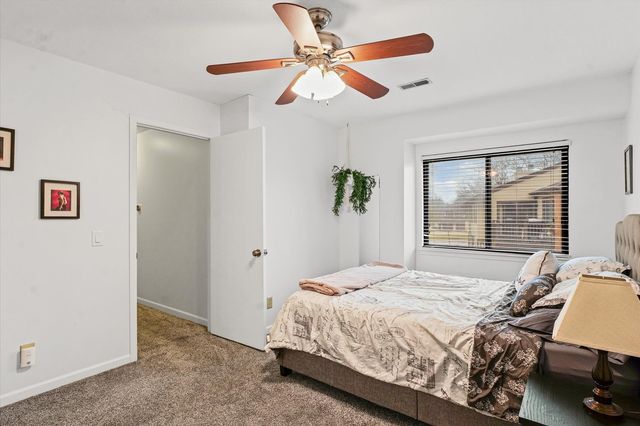 2159 Harbortown Circle 2159, Champaign, IL 61821