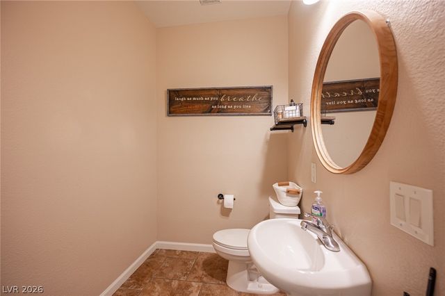 925 Cascade Light Avenue, North Las Vegas, NV 89031