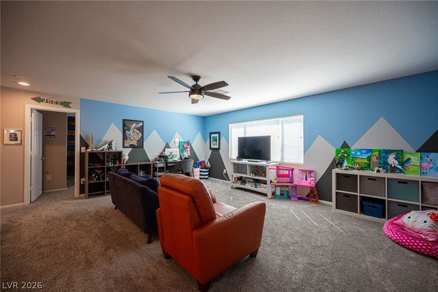 925 Cascade Light Avenue, North Las Vegas, NV 89031