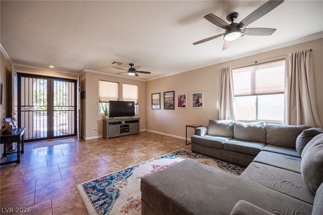 925 Cascade Light Avenue, North Las Vegas, NV 89031