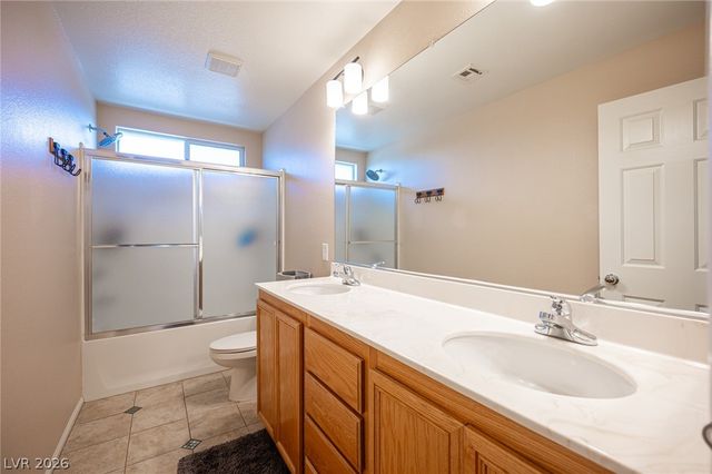 925 Cascade Light Avenue, North Las Vegas, NV 89031