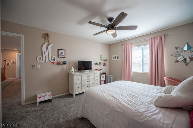 925 Cascade Light Avenue, North Las Vegas, NV 89031