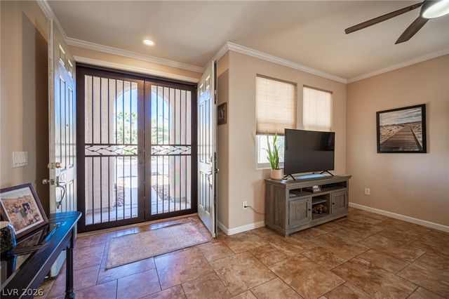 925 Cascade Light Avenue, North Las Vegas, NV 89031