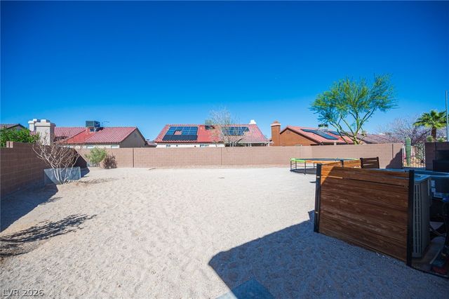 925 Cascade Light Avenue, North Las Vegas, NV 89031