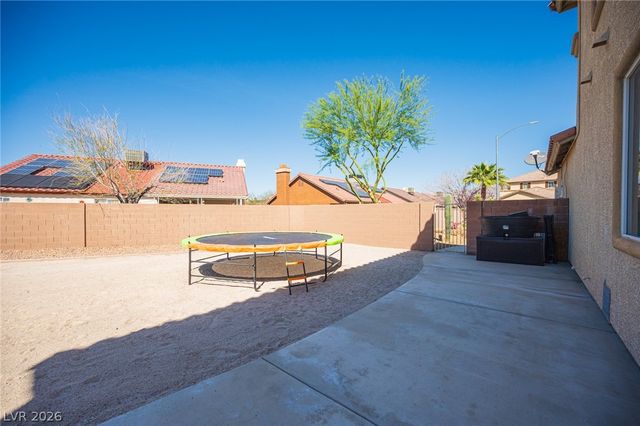 925 Cascade Light Avenue, North Las Vegas, NV 89031