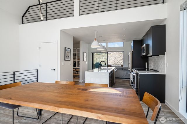 1418 Cottage Lane, Chelan, WA 98816