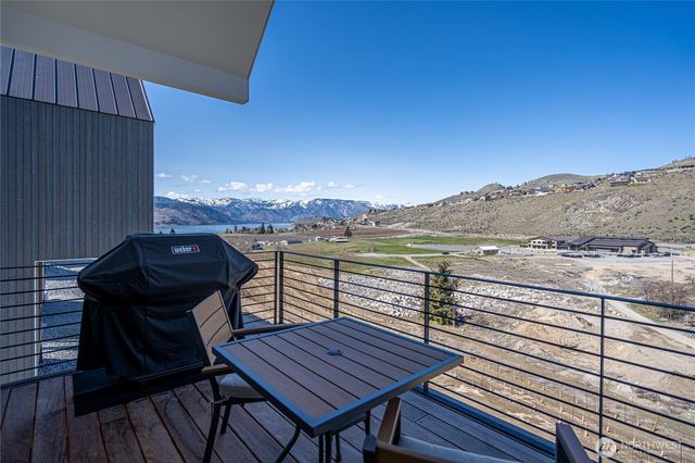 1418 Cottage Lane, Chelan, WA 98816