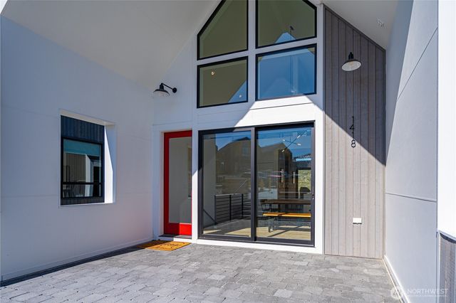 1418 Cottage Lane, Chelan, WA 98816