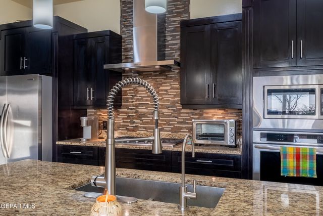 1741 LAND RUSH Street, El Paso, TX 79911