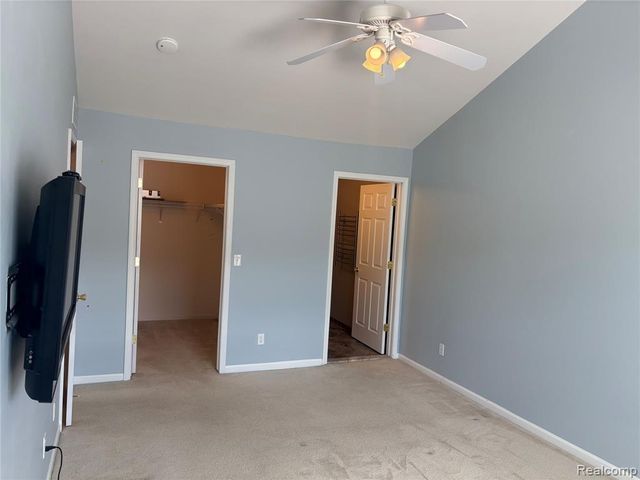 1859 Flagstone Circle, Rochester, MI 48307