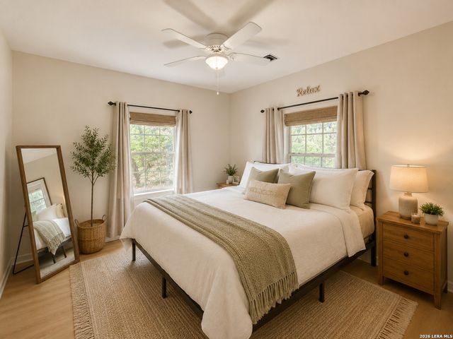 208 Woodridge, Canyon Lake, TX 78133