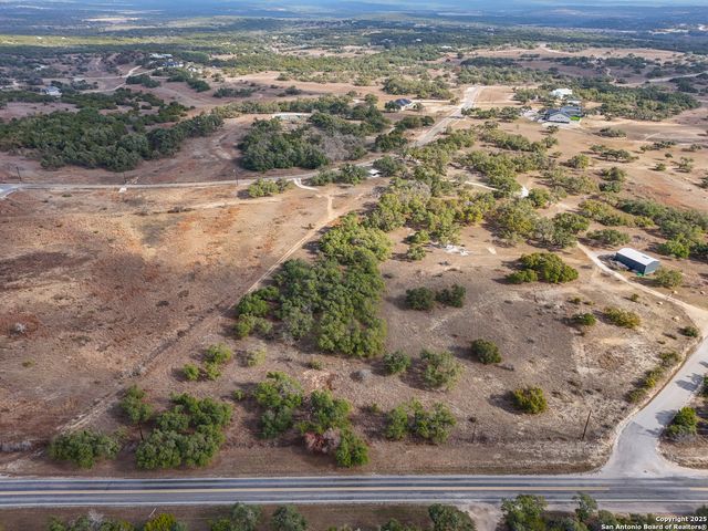 718 Windmill Ridge, Blanco, TX 78606