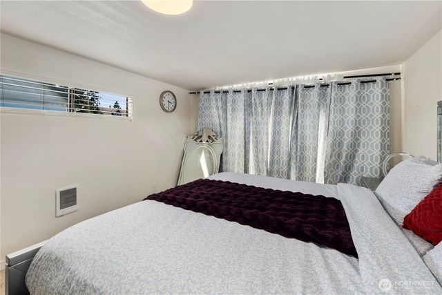 3633 E J Street, Tacoma, WA 98404
