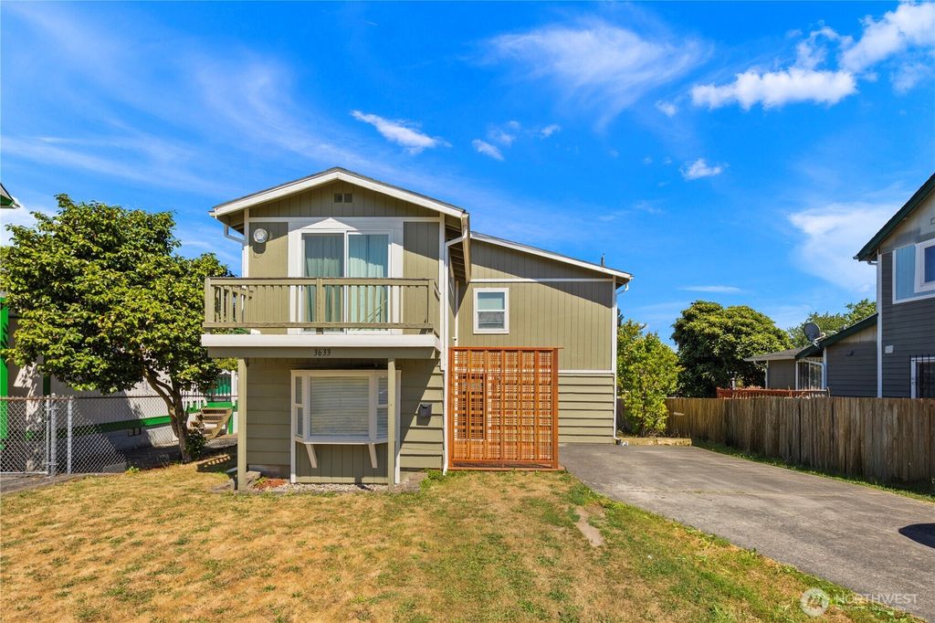 3633 E J Street, Tacoma, WA 98404