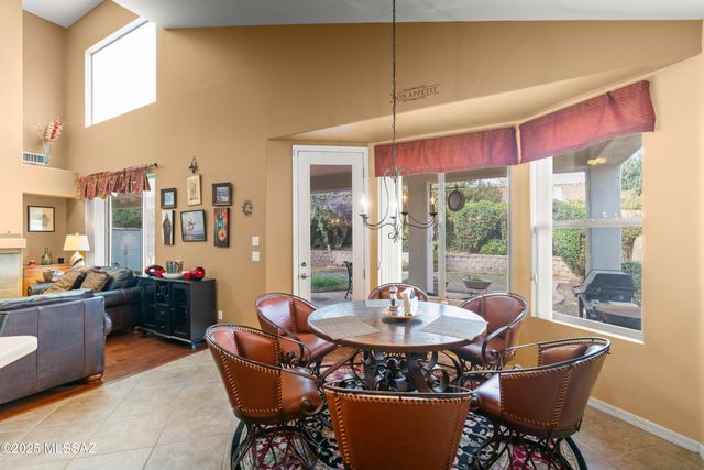 321 E Via Puente Lindo, Sahuarita, AZ 85629