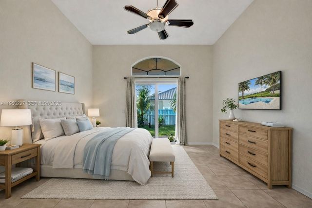 2024 NW 139th Ter, Pembroke Pines, FL 33028