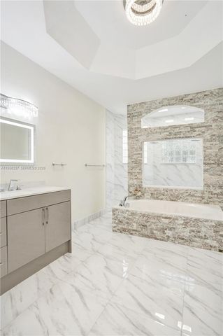 2024 NW 139th Ter, Pembroke Pines, FL 33028