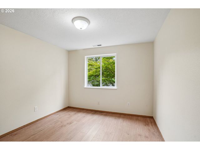 2217 Ne 137TH Ct, Vancouver, WA 98684