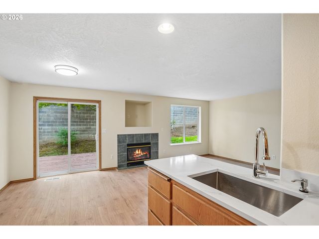 2217 Ne 137TH Ct, Vancouver, WA 98684