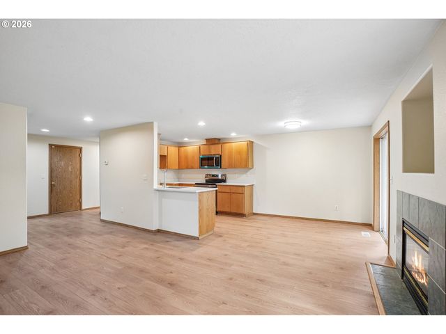 2217 Ne 137TH Ct, Vancouver, WA 98684