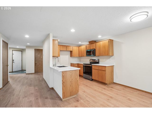2217 Ne 137TH Ct, Vancouver, WA 98684