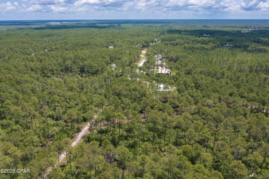 Image 7 of property listing at 6624 Button Buck Trail, Panama City Beach, FL 32413