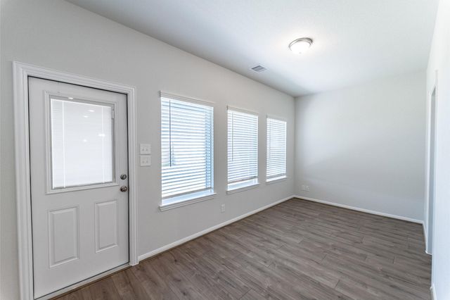 418 Hazy Meadows Drive, Beasley, TX 77417