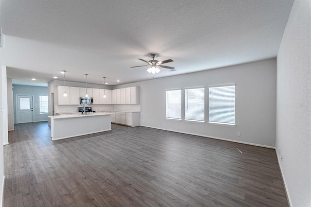 418 Hazy Meadows Drive, Beasley, TX 77417