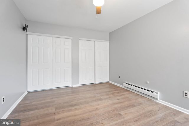 55 PRESIDENTIAL DR, Sicklerville, NJ 08081