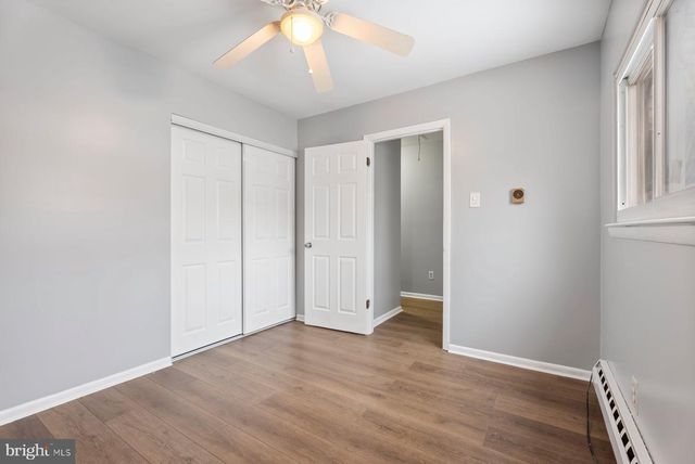 55 PRESIDENTIAL DR, Sicklerville, NJ 08081
