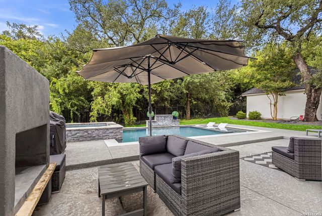 59 S INWOOD HEIGHTS DR, San Antonio, TX 78248
