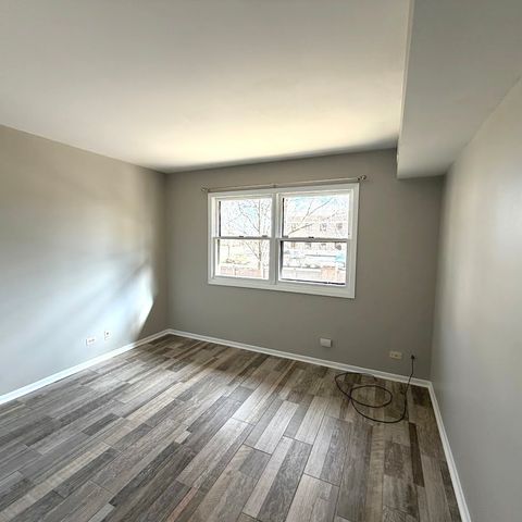 15 Indian Trail Drive 15, Westmont, IL 60559