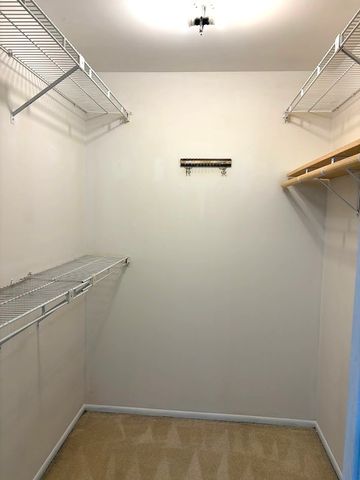 15 Indian Trail Drive 15, Westmont, IL 60559