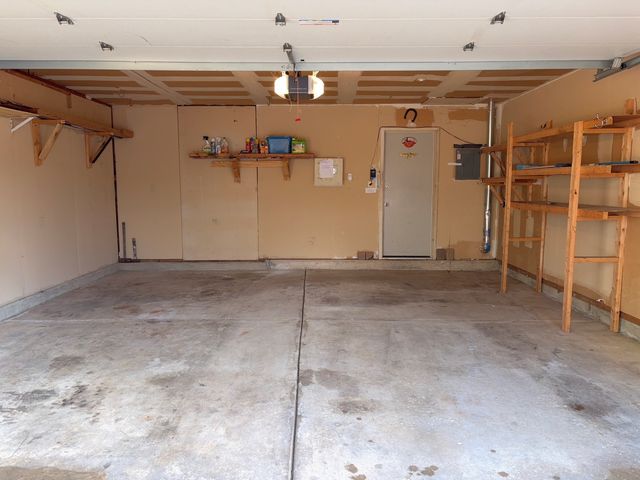 15 Indian Trail Drive 15, Westmont, IL 60559