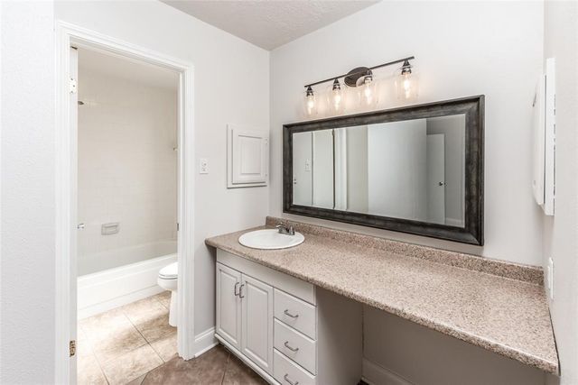 1623 Jo Ann Lane, Sugar Land, TX 77498