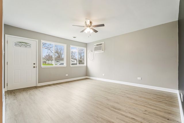 26757 S Linden Lane, Crete, IL 60417