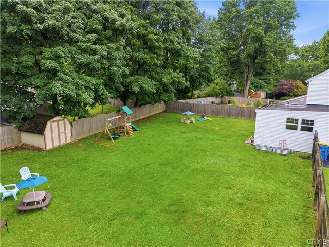 108 Ormsby Drive, Onondaga, NY 13219