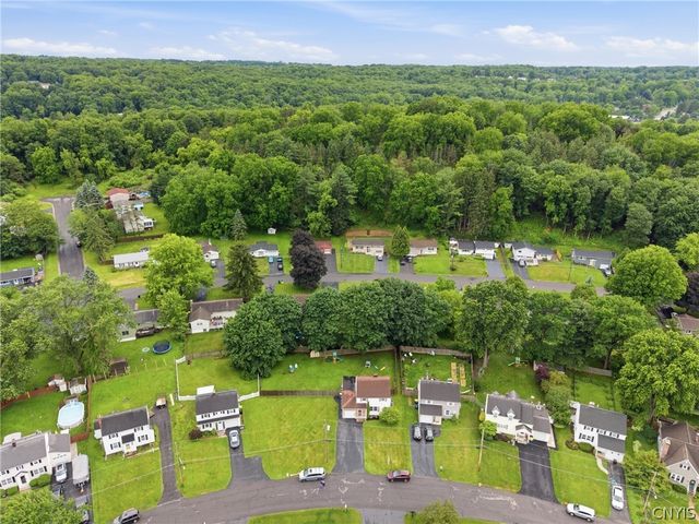 108 Ormsby Drive, Onondaga, NY 13219