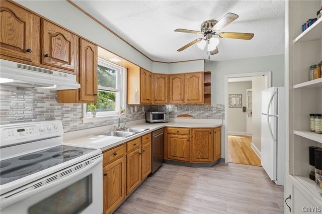 108 Ormsby Drive, Onondaga, NY 13219