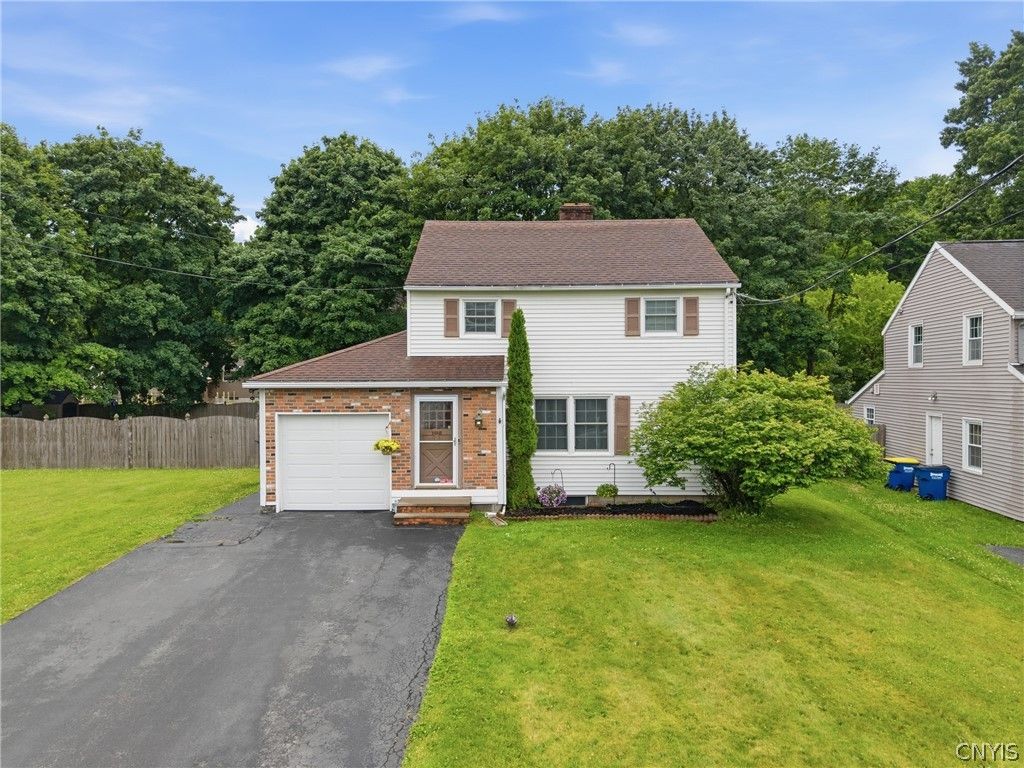 108 Ormsby Drive, Onondaga, NY 13219