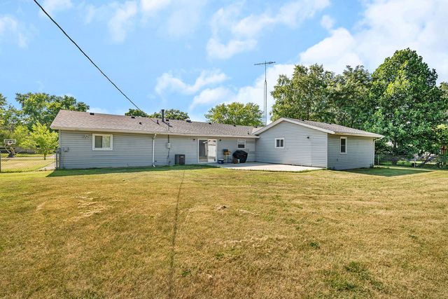 3610 Plaza Drive, Morris, IL 60450