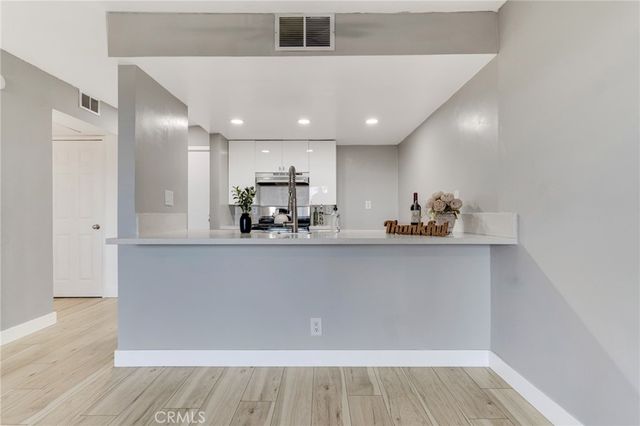 12601 Van Nuys Boulevard 104, Pacoima, CA 91331