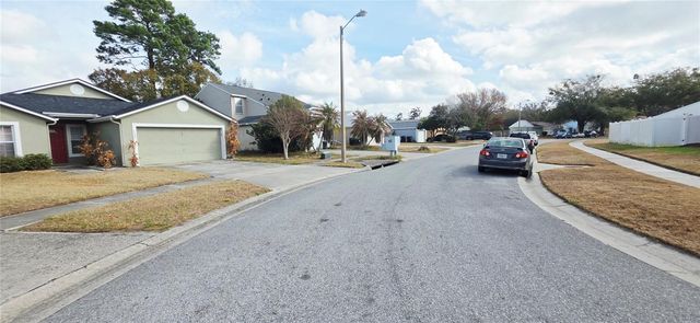 7960 SOFT PINE CIRCLE, Orlando, FL 32825