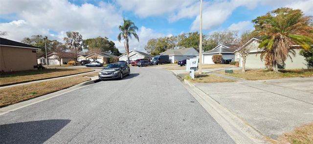 7960 SOFT PINE CIRCLE, Orlando, FL 32825