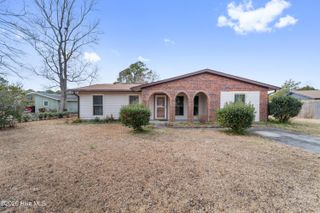 6002 E Red Oak Court, Jacksonville, NC 28546