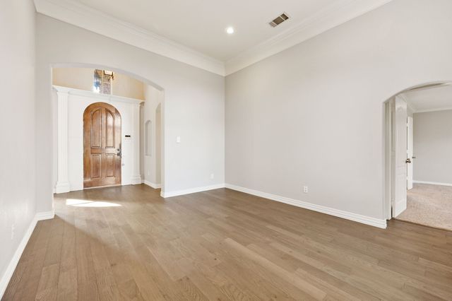 7805 Shady Oaks Drive, North Richland Hills, TX 76182