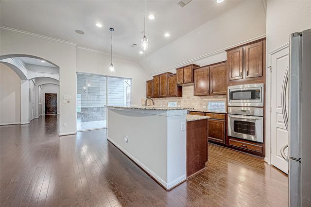 1611 Ralston Branch Way, Sugar Land, TX 77479