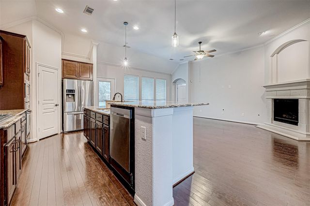 1611 Ralston Branch Way, Sugar Land, TX 77479