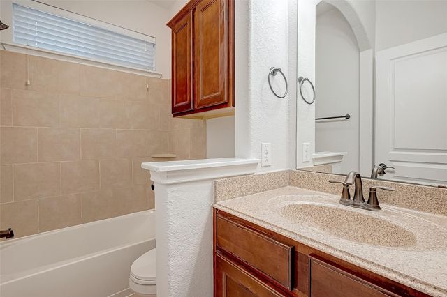 1611 Ralston Branch Way, Sugar Land, TX 77479